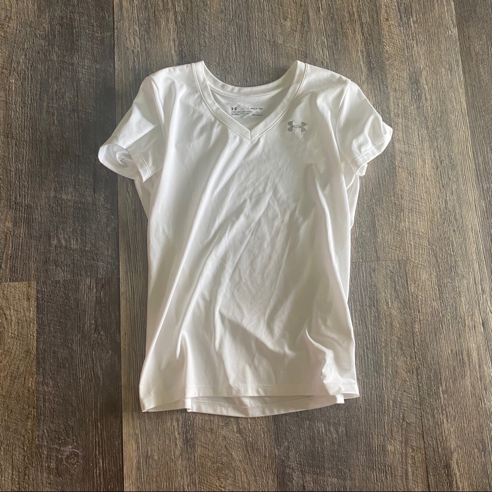 Athletic tee
